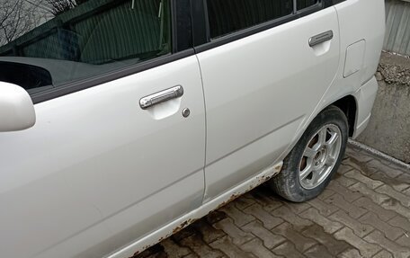 Nissan Cube II, 2000 год, 220 000 рублей, 2 фотография