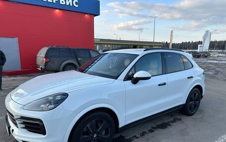 Porsche Cayenne III, 2019 год, 10 141 680 рублей, 2 фотография