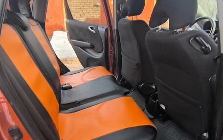 Honda Jazz I рестайлинг, 2007 год, 750 000 рублей, 20 фотография