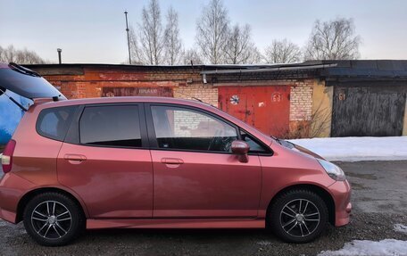 Honda Jazz I рестайлинг, 2007 год, 750 000 рублей, 32 фотография