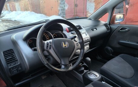 Honda Jazz I рестайлинг, 2007 год, 750 000 рублей, 37 фотография