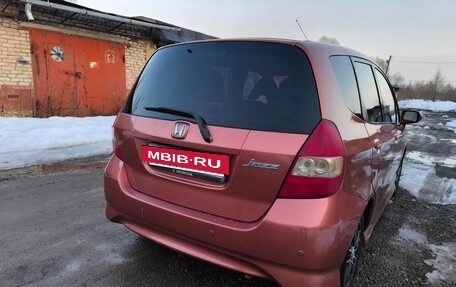 Honda Jazz I рестайлинг, 2007 год, 750 000 рублей, 34 фотография
