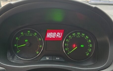 Skoda Fabia II, 2012 год, 800 000 рублей, 12 фотография