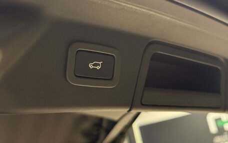 Land Rover Range Rover Velar I, 2020 год, 4 100 000 рублей, 10 фотография