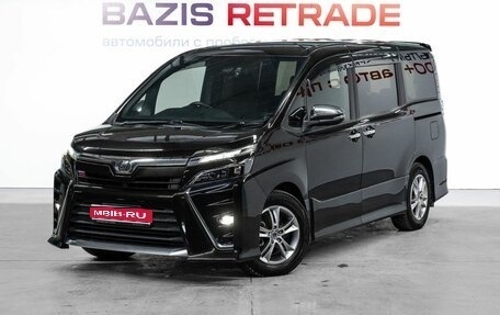 Toyota Voxy III, 2018 год, 1 949 000 рублей, 1 фотография