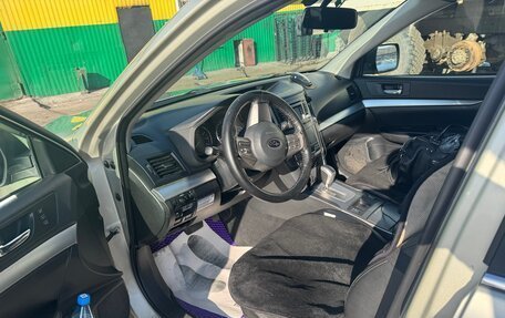 Subaru Outback IV рестайлинг, 2011 год, 1 500 000 рублей, 15 фотография