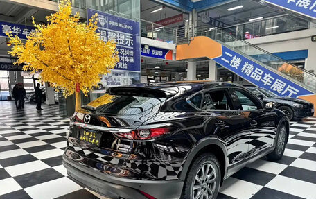 Mazda CX-4, 2023 год, 2 150 000 рублей, 5 фотография