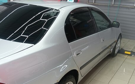 Toyota Avensis III рестайлинг, 2001 год, 360 000 рублей, 4 фотография