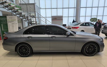 Mercedes-Benz E-Класс, 2020 год, 6 150 000 рублей, 4 фотография