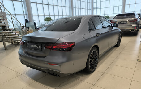 Mercedes-Benz E-Класс, 2020 год, 6 150 000 рублей, 5 фотография