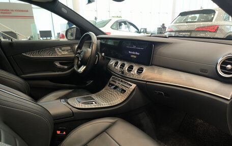 Mercedes-Benz E-Класс, 2020 год, 6 150 000 рублей, 11 фотография