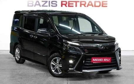 Toyota Voxy III, 2018 год, 1 949 000 рублей, 3 фотография