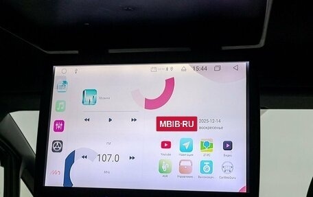 Toyota Voxy III, 2018 год, 1 949 000 рублей, 24 фотография