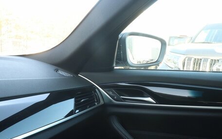 BMW 5 серия, 2017 год, 2 876 000 рублей, 14 фотография