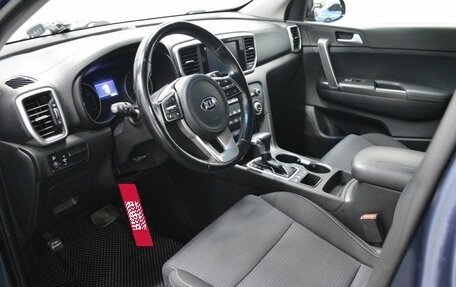 KIA Sportage IV рестайлинг, 2018 год, 2 056 000 рублей, 10 фотография