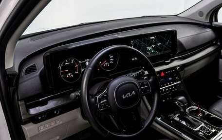 KIA Carnival, 2023 год, 5 219 000 рублей, 10 фотография