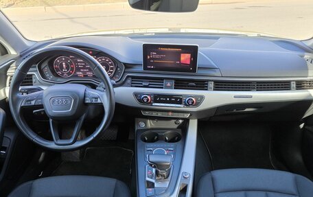 Audi A4, 2019 год, 2 976 000 рублей, 19 фотография