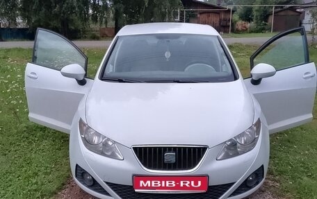 SEAT Ibiza IV рестайлинг 2, 2011 год, 730 000 рублей, 1 фотография