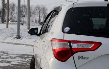 Toyota Vitz, 2019 год, 990 000 рублей, 4 фотография