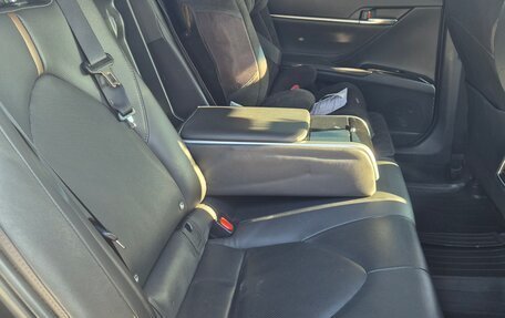 Toyota Camry, 2019 год, 3 150 000 рублей, 23 фотография