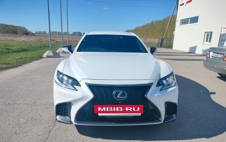 Lexus LS IV, 2018 год, 5 700 000 рублей, 2 фотография