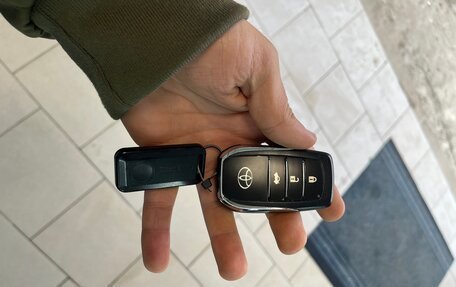 Toyota Camry, 2016 год, 2 300 000 рублей, 10 фотография