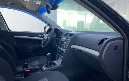 Skoda Octavia, 2011 год, 1 040 000 рублей, 13 фотография