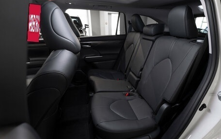 Toyota Highlander, 2025 год, 5 700 000 рублей, 14 фотография