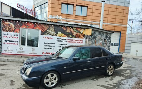 Mercedes-Benz E-Класс, 1996 год, 330 000 рублей, 2 фотография