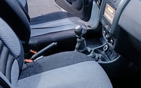 Renault Duster I рестайлинг, 2017 год, 1 400 000 рублей, 11 фотография