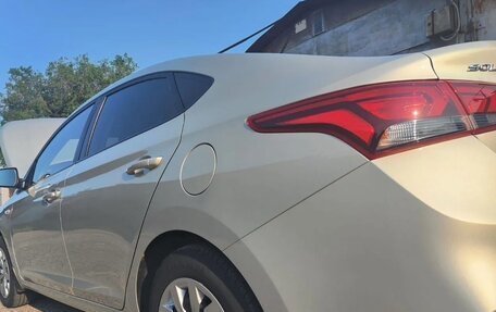 Hyundai Solaris II рестайлинг, 2018 год, 1 675 000 рублей, 3 фотография