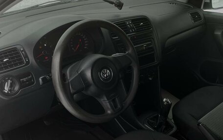 Volkswagen Polo VI (EU Market), 2012 год, 500 000 рублей, 9 фотография