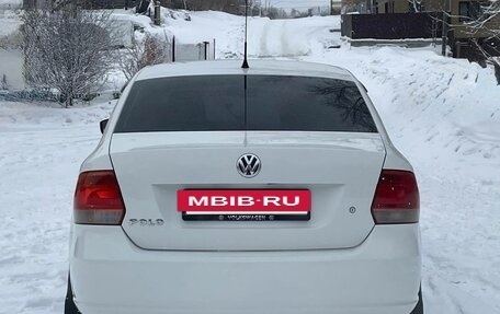 Volkswagen Polo VI (EU Market), 2012 год, 500 000 рублей, 13 фотография