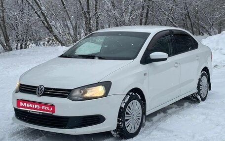 Volkswagen Polo VI (EU Market), 2012 год, 500 000 рублей, 14 фотография