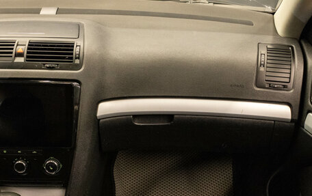 Skoda Octavia, 2010 год, 739 000 рублей, 8 фотография