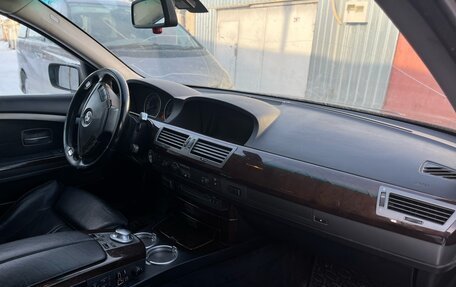 BMW 7 серия, 2003 год, 600 000 рублей, 5 фотография