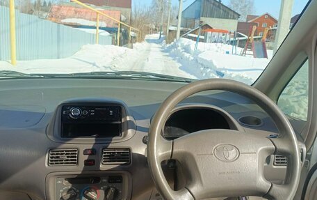 Toyota Corolla Spacio II, 2000 год, 350 000 рублей, 6 фотография