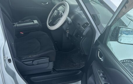 Nissan Serena IV, 2013 год, 1 270 000 рублей, 13 фотография