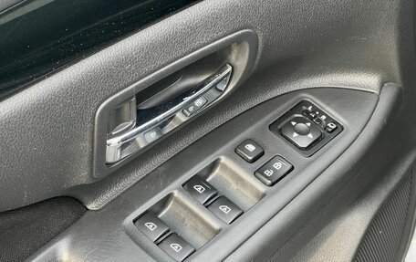 Mitsubishi Outlander III рестайлинг 3, 2019 год, 2 489 000 рублей, 27 фотография