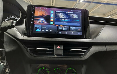 Skoda Rapid II, 2021 год, 1 525 000 рублей, 18 фотография