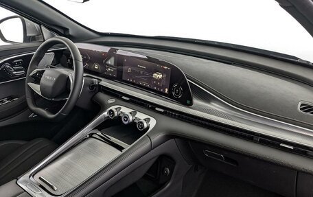 CheryExeed TXL, 2024 год, 3 990 000 рублей, 9 фотография