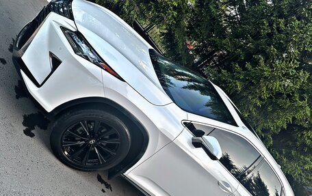 Lexus RX IV рестайлинг, 2017 год, 4 000 000 рублей, 5 фотография