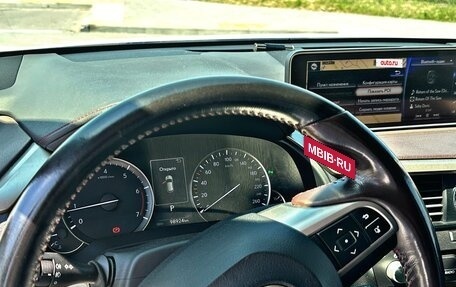 Lexus RX IV рестайлинг, 2017 год, 4 000 000 рублей, 8 фотография