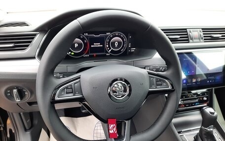 Skoda Superb III рестайлинг, 2025 год, 3 160 000 рублей, 16 фотография