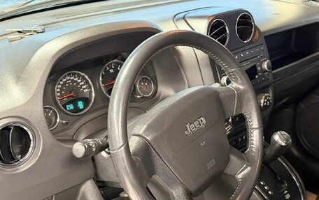 Jeep Liberty (Patriot), 2010 год, 940 000 рублей, 8 фотография