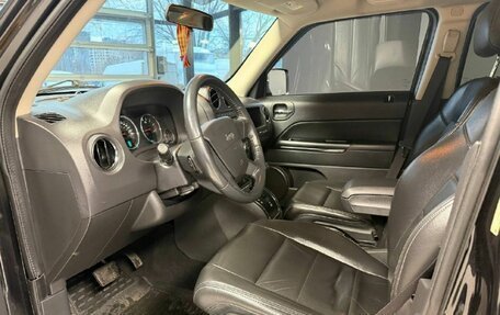 Jeep Liberty (Patriot), 2010 год, 940 000 рублей, 6 фотография
