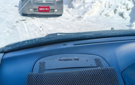 Toyota FunCargo, 2001 год, 150 000 рублей, 9 фотография