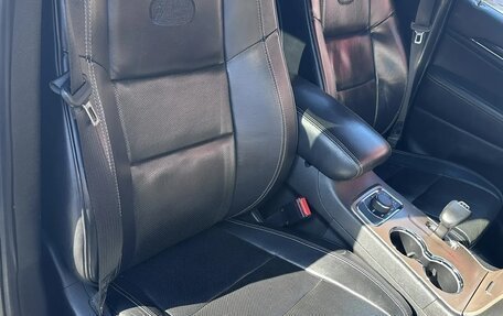 Jeep Grand Cherokee, 2014 год, 2 800 000 рублей, 22 фотография