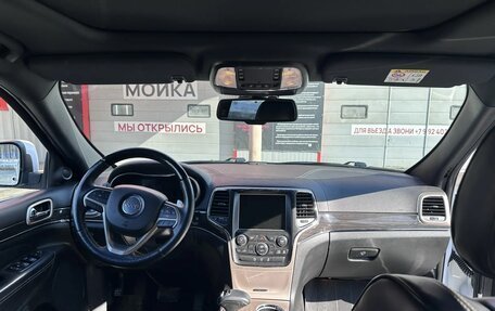 Jeep Grand Cherokee, 2014 год, 2 800 000 рублей, 27 фотография