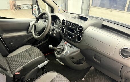 Peugeot Partner II рестайлинг 2, 2016 год, 939 000 рублей, 16 фотография